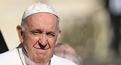 Papa transrodnoj osobi: Bog nas voli onakve kakvi jesmo