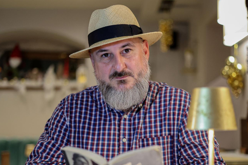 Na splitskoj Rivi napadnut Siniša Vuković, novinar Novosti