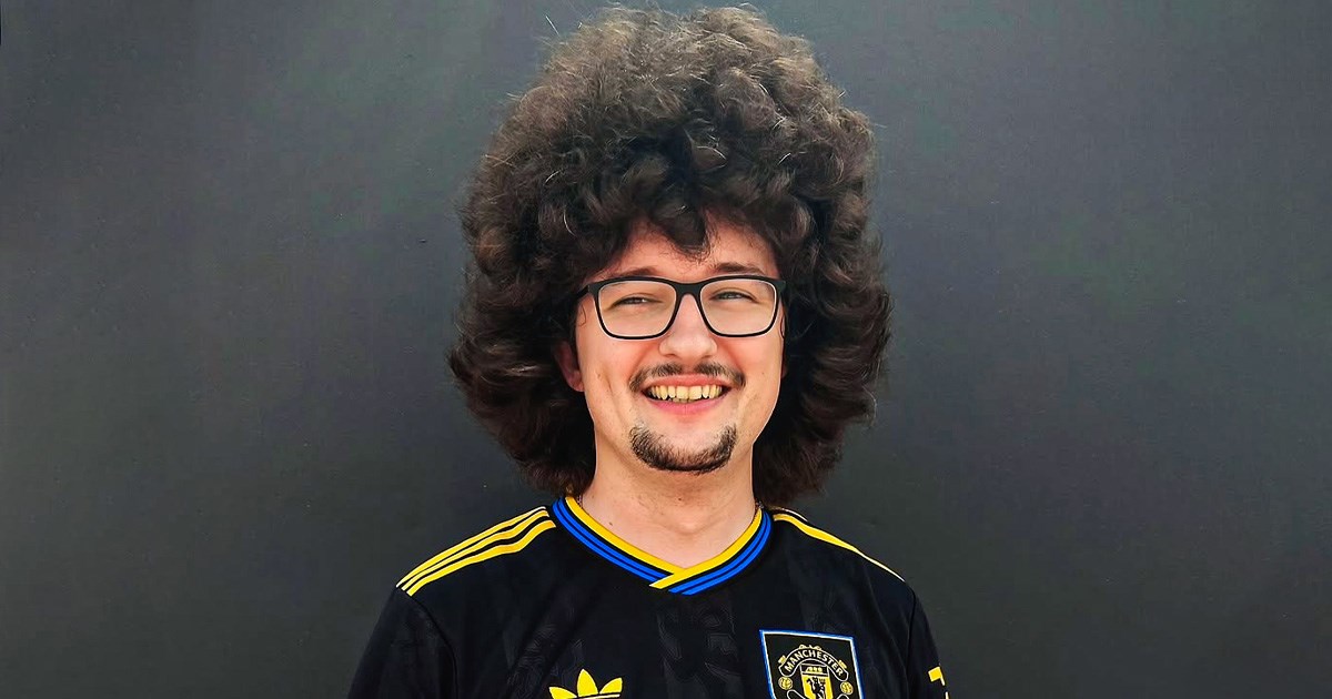 VIDEO Napadnut navijač Uniteda koji ne šiša kosu