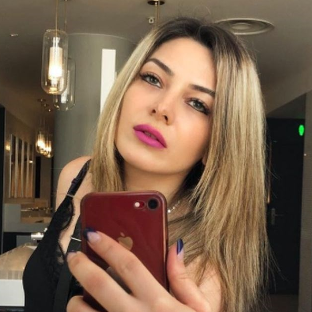 Trećina mladih pokazuje simptome ovisnosti o mobitelu, jeste li i vi među njima?
