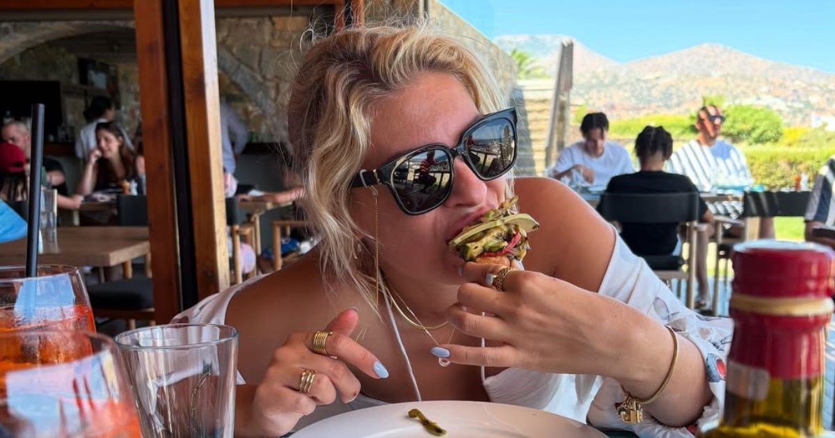 Katarina Baban ljetuje u Grčkoj: Toliko bih toga napisala, ali mi se mozak odmara