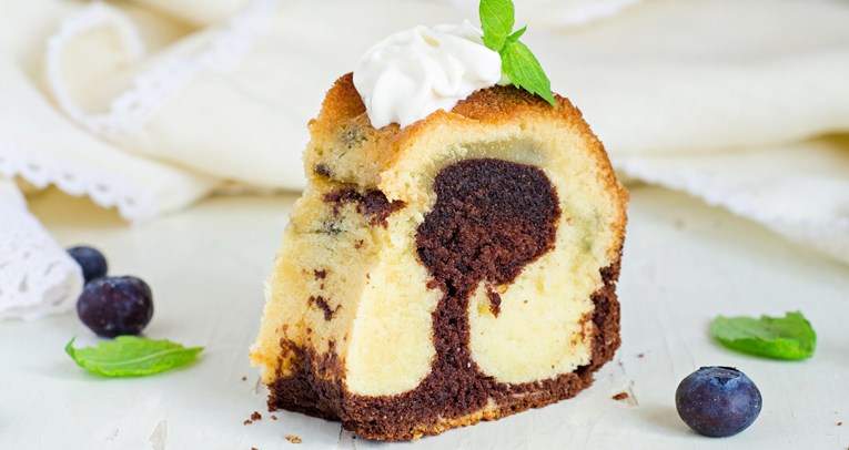 Nešto slatko: 10 recepata za sočne kuglofe, brze biskvite i prhke pite s voćem