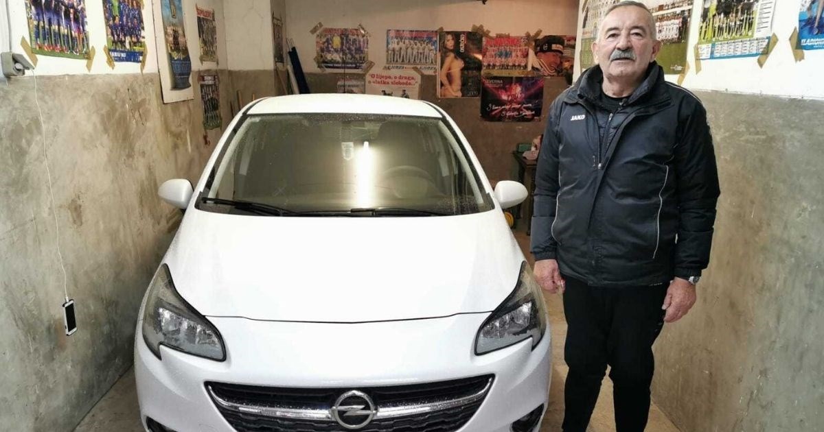 Trener je vozio auto star 30 godina. Livaković i Čondrić ganuli su ga do suza