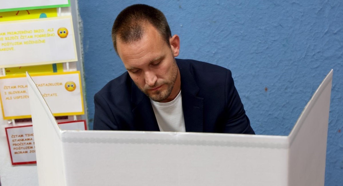 Erlić se odrekao ministarske pozicije zbog izbora u Zadru. Evo kako je prošao