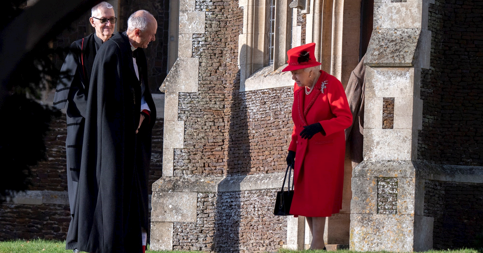 Autor blizak plemstvu otkrio kako je kraljica provela svoje zadnje dane u Škotskoj