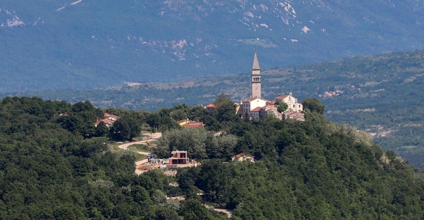 Općina u Istri zabranila gradnju kuća s ravnim krovovima