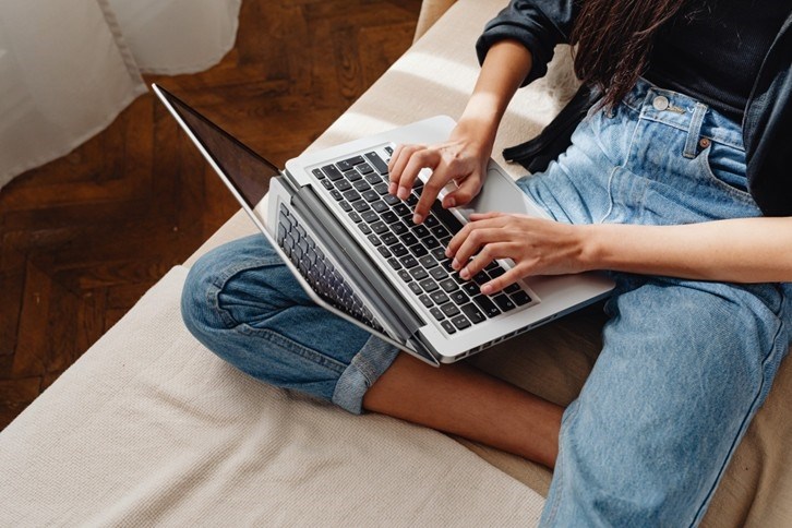 Zašto sve više ljudi prelazi na optički internet?
