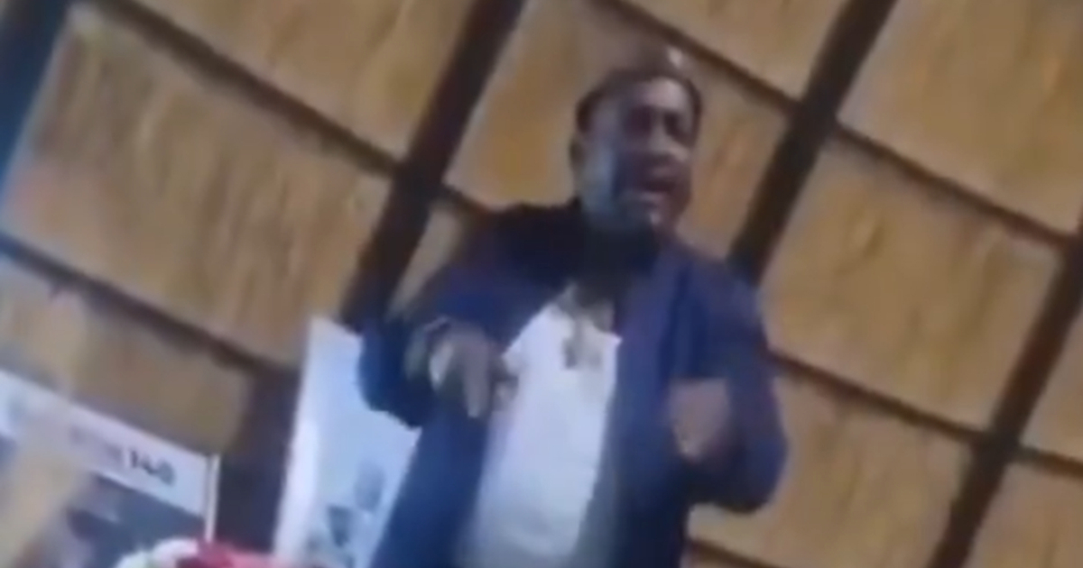 Zulu kralj ispričao se zbog snimke na kojoj vrijeđa jednu od svojih supruga