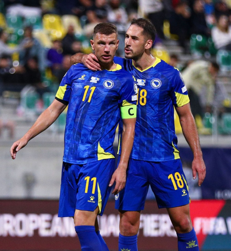 Katić objavio fotku, Džeko nasmijao komentarom: "Da je sad malo te kose"