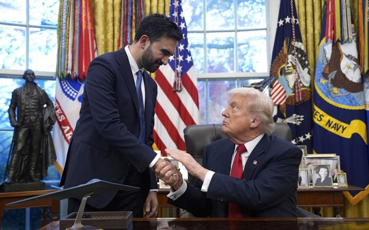 Trump objavio fotografiju Mamdanija s Deklaracijom neovisnosti. "Veliki napredak"