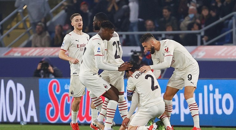 BOLOGNA - MILAN 2:4 Milan s dva igrača više jedva pobijedio
