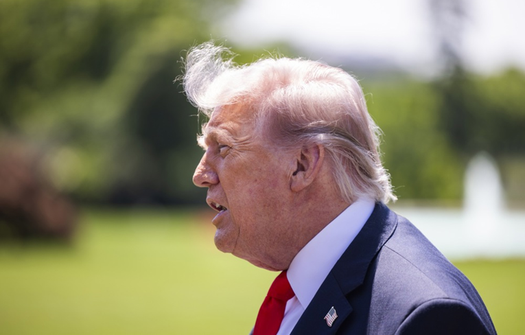 Trump: Iran je vojno naša zemlja. Sad imamo dvije opcije, naginjem jednoj
