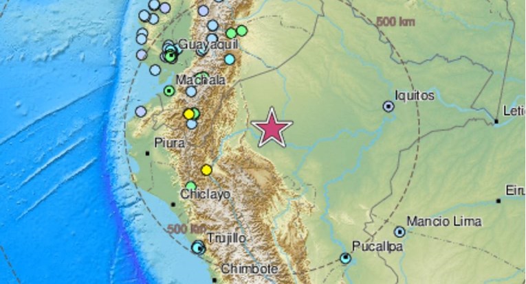 Potres magnitude 7.5 pogodio Peru, urušio se dio hrama