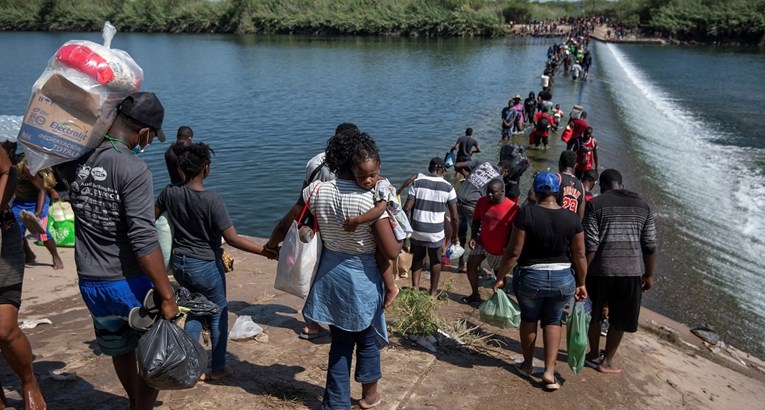 Biden ukida restrikciju uvedenu zbog korone. Očekuje se priljev tisuća migranata