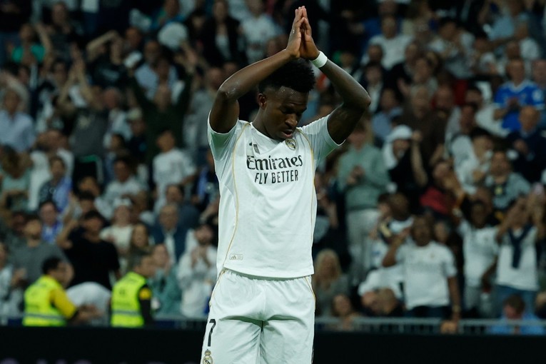 Pogledajte kako se Vinicius ispričavao navijačima Reala nakon golčine u pobjedi