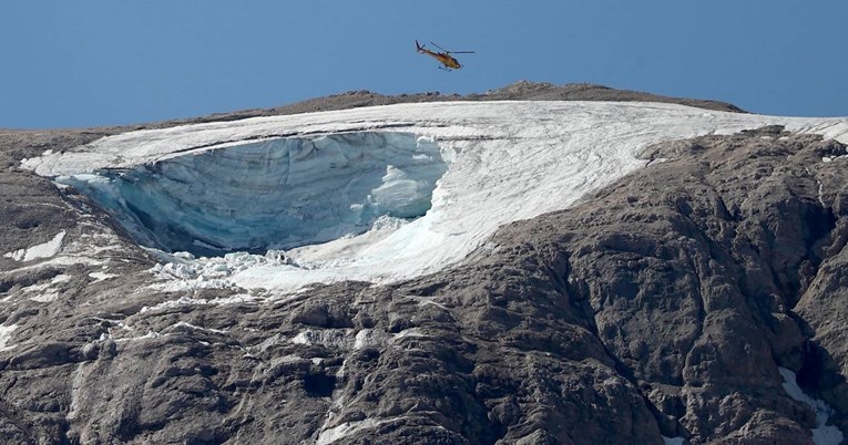 Nastavlja se potraga za planinarima nakon lavine u Alpama, do sada nađeno 7 mrtvih