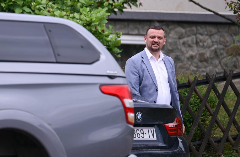 Uskok se oglasio o Šimunićevoj reakciji na upad u njegov dom i pretrese