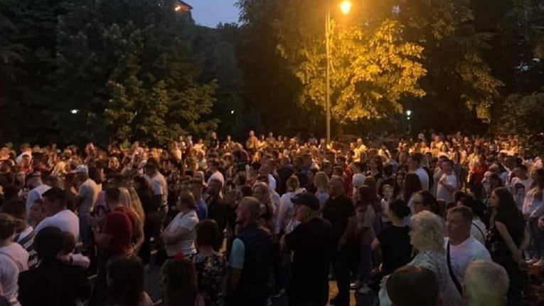 Za danas najavljeni mirni prosvjedi diljem BiH zbog vala poskupljenja