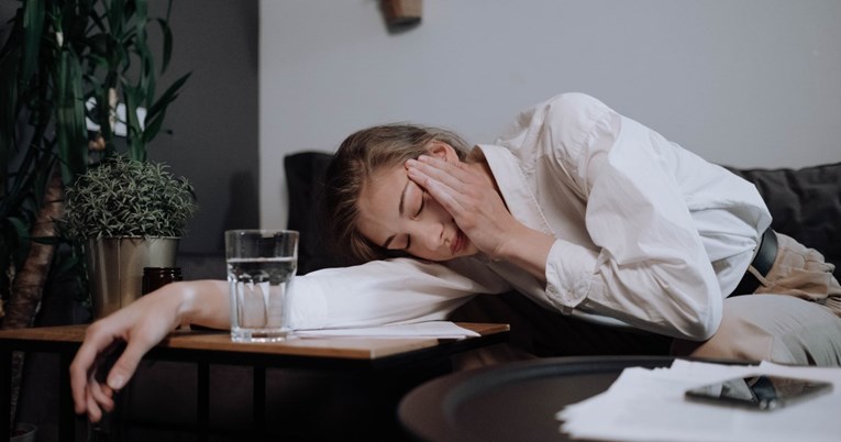 Na što ukazuje jutarnja glavobolja i kada bismo zbog nje trebali posjetiti liječnika?