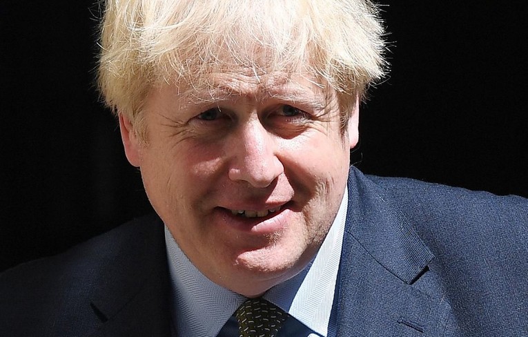 Johnson: Najgore od pandemije bit će iza nas tek sredinom iduće godine