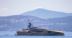 U Dubrovnik uplovila luksuzna zlatna jahta, tjedni najam - milijun i 900 tisuća kuna