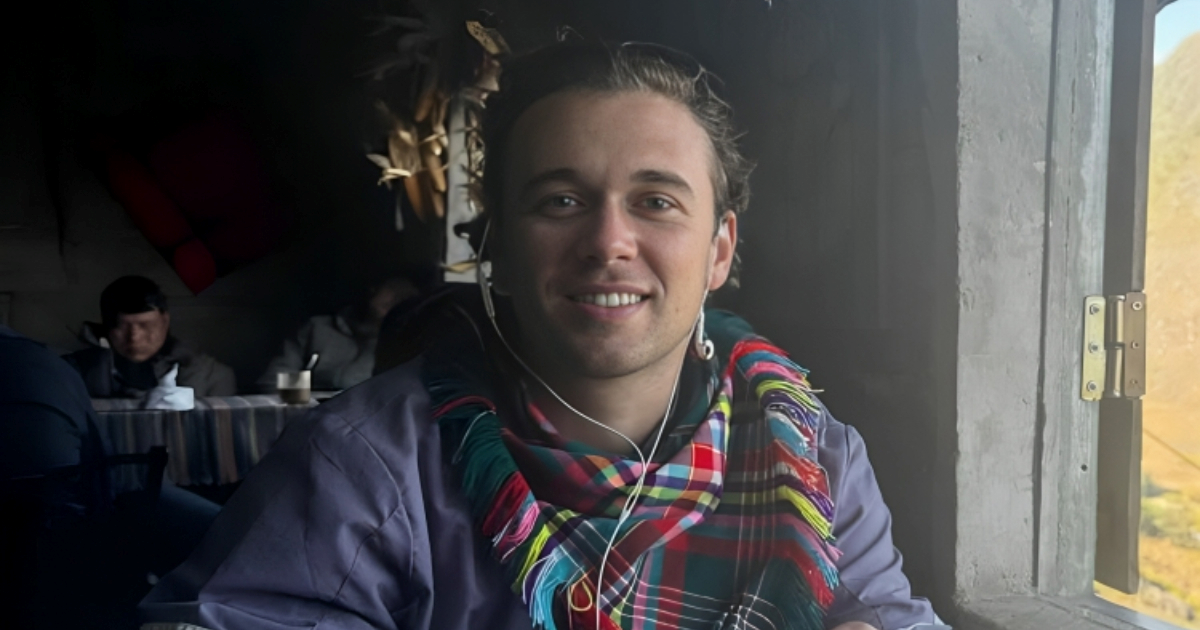 Tip (25) dao otkaz na svojem 9-5 poslu da bi putovao