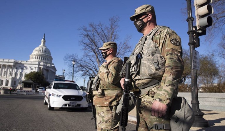 Američki militanti danas planirali napad na Kongres, otkazane su sjednice