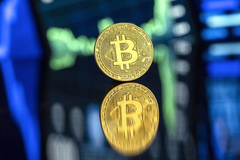 Singapurac ukrao bitcoine vrijedne 240 milijuna dolara. Kupovao je luksuzne aute