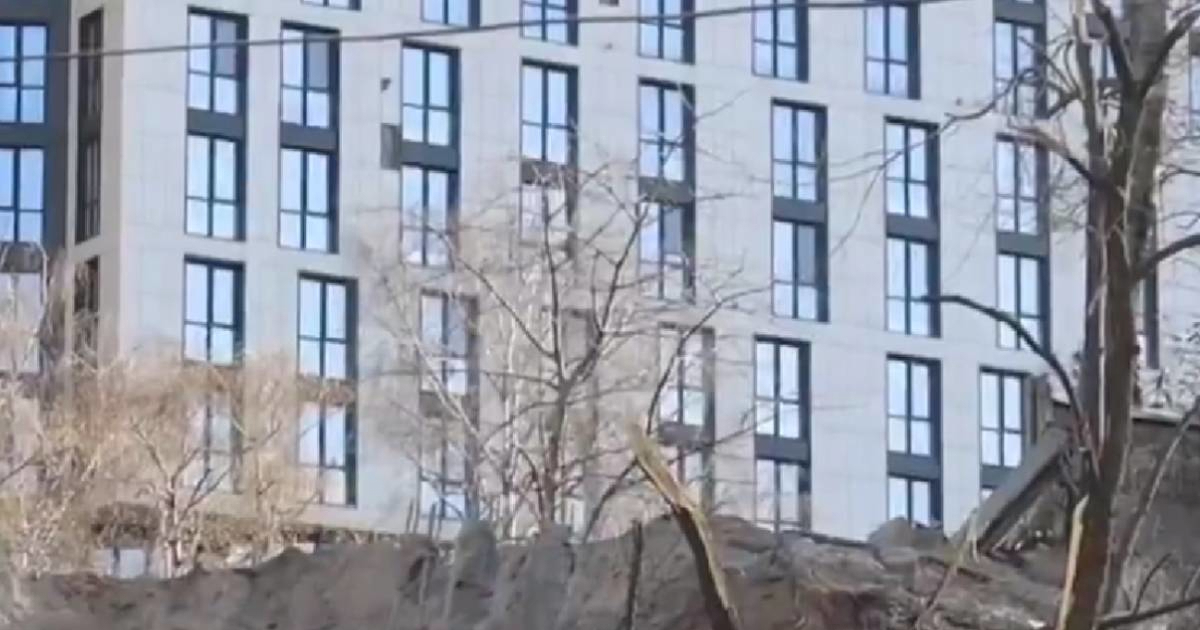 Ruska raketa pogodila veleposlanstvo Azerbajdžana u Kijevu