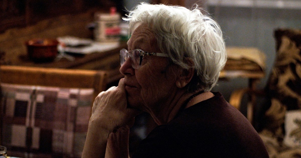 Neurolog: Prestanite s jednom navikom ako želite smanjiti rizik od demencije