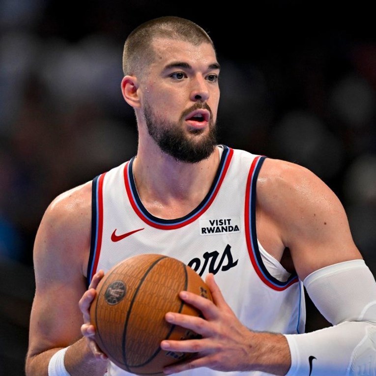 Zubac radi najveći trejd karijere? Žele ga dva kluba, ali cijena je jako visoka