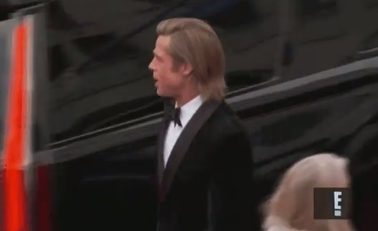 Ljudi se rugaju frizuri Brada Pitta na Oscarima: "Tip nosi fudbalerku"