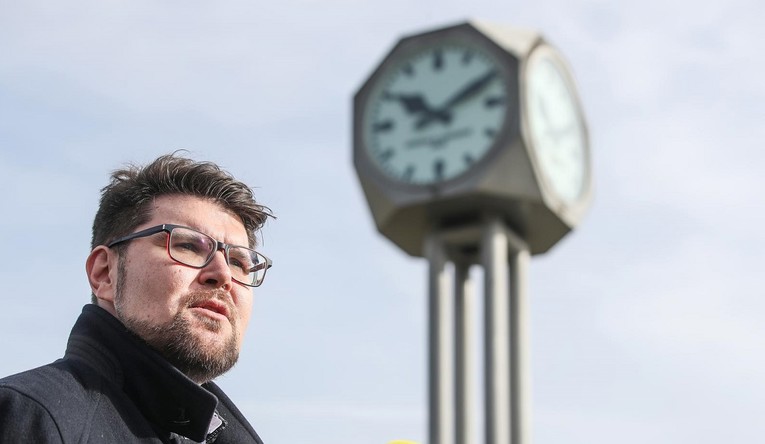 Oporba priprema velik prosvjed. Grbin: Ovo se bez izbora ne može riješiti