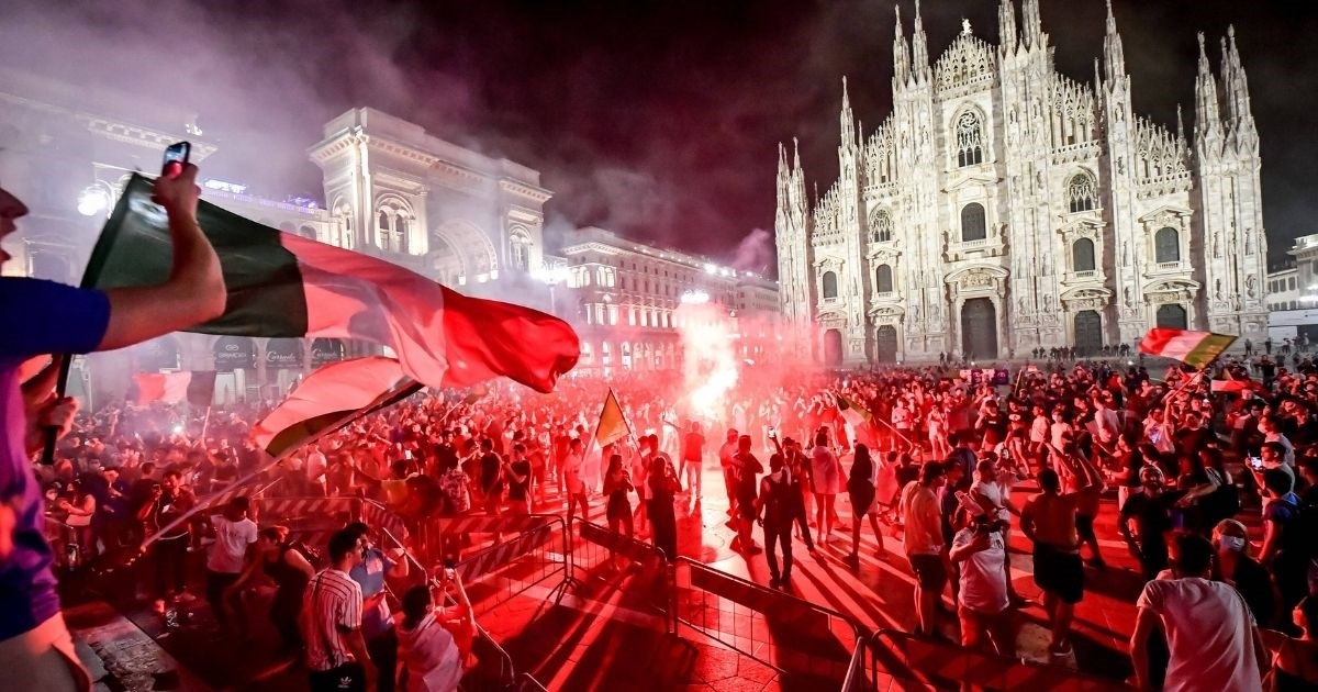 Nogomet se ipak vratio kući