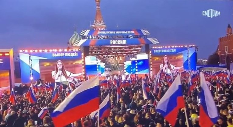 Širi se video s koncerta proslave aneksije, ljudi pišu: Rusi su zapjevali TikTok hit