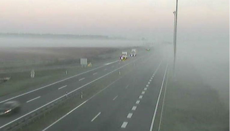 HAK upozorava: Magla smanjuje vidljivost na cestama