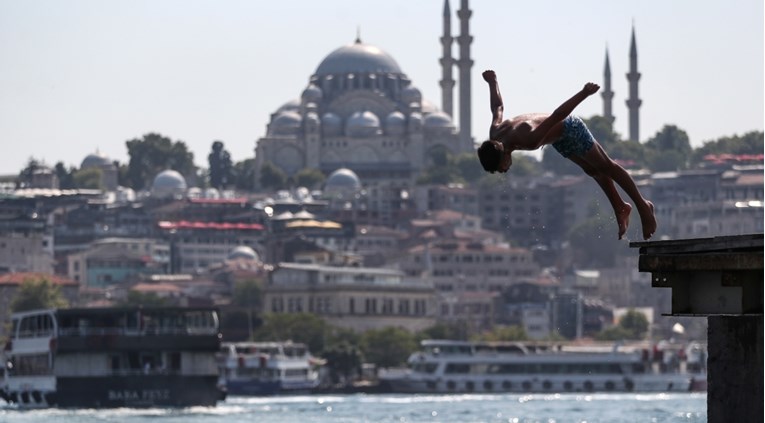 U Turskoj izmjereno rekordnih 49.5°C. "Ljeto na Mediteranu će se pomaknuti"