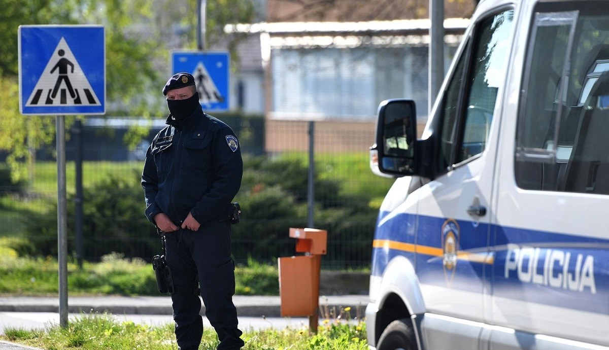 Muškarac (73) u Istri prijetio ženi smrću, u ruci držao plinsku bocu i upaljač