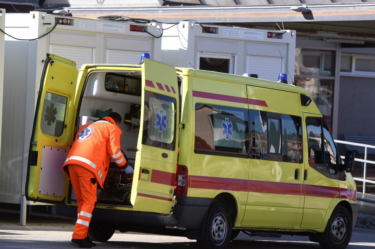 Pijan autom naletio na dijete koje je izašlo iz autobusa u Matencima