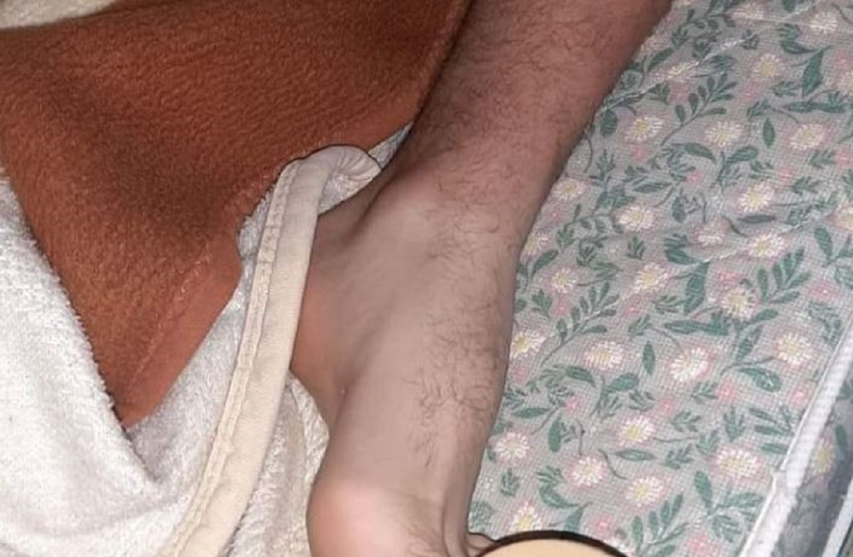 Fotka nesvakidašnje obrane od komaraca iz Dalmacije nasmijala ekipu na Fejsu