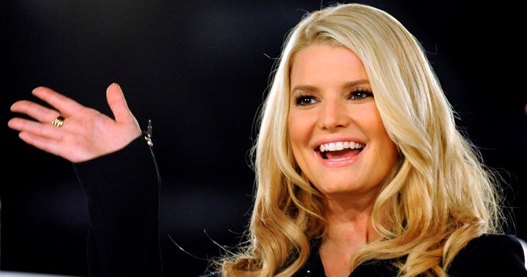 Jessica Simpson otkrila koliko je koraka u danu radila kako bi skinula 45 kilograma