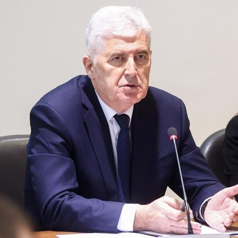 Čović: Neću okrenuti leđa Dodiku