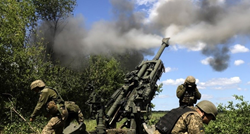 Njemačka će Ukrajini poslati 10.000 topničkih granata