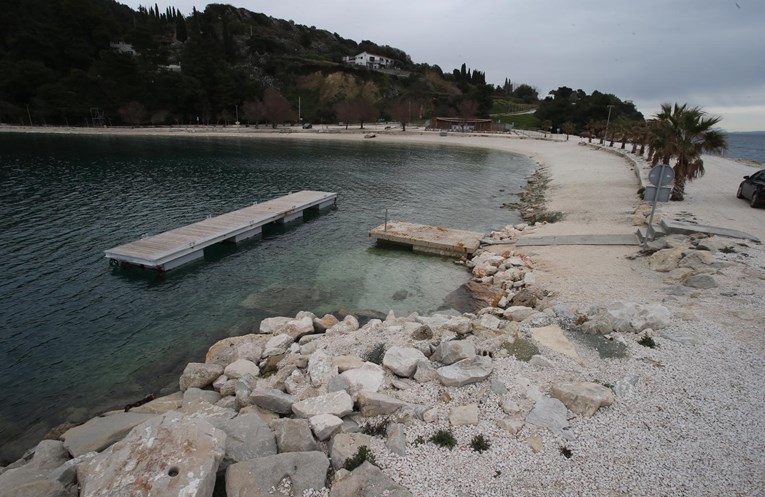 Splitski vijećnici Centra traže da se firmi Nacional oduzme koncesija za plažu Bene