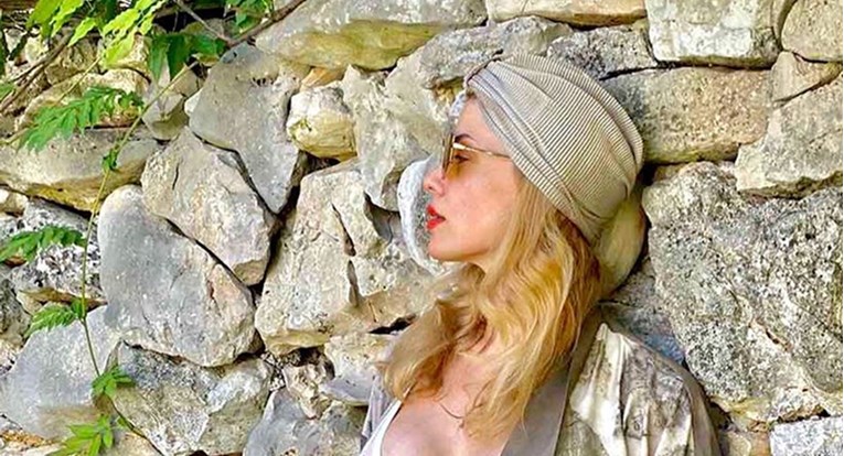 Lejla Filipović pozirala u bijelom bikiniju, fotku joj komentirao i Ciganović
