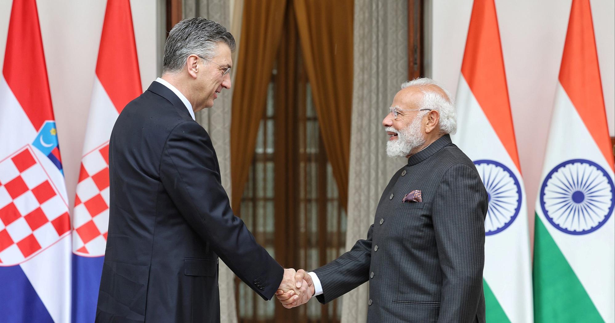 Plenković razgovarao s Modijem, govorio i o stranim radnicima iz Indije