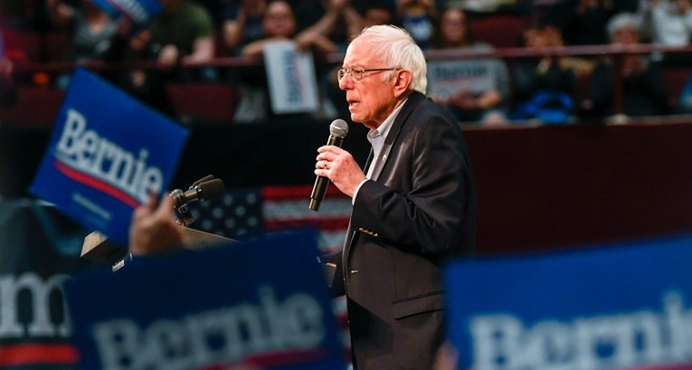 Bernie Sanders odustao od utrke za demokratskog kandidata za predsjednika