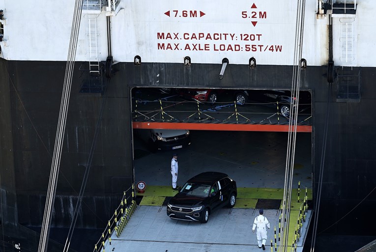 EU želi izboriti niže američke carine na automobile retroaktivno