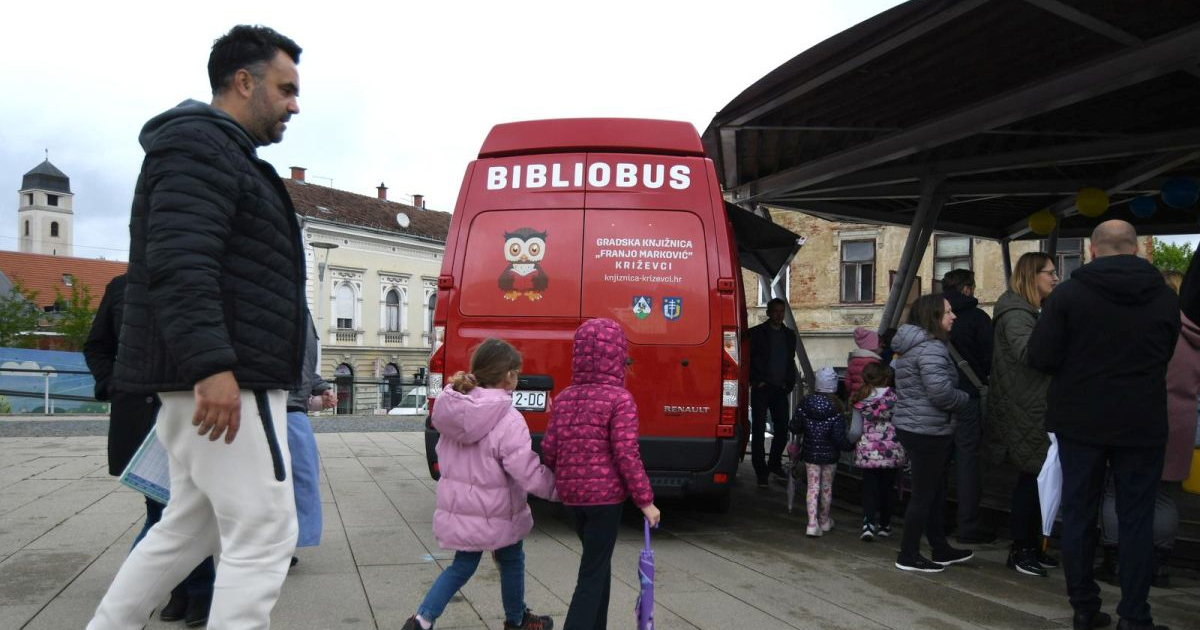 Ministarstvo kulture odobrilo 10 novih bibliobusa