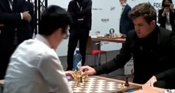 Pogledajte kako je 17-godišnjak srušio prvaka svijeta i na kraju uzeo naslov u šahu